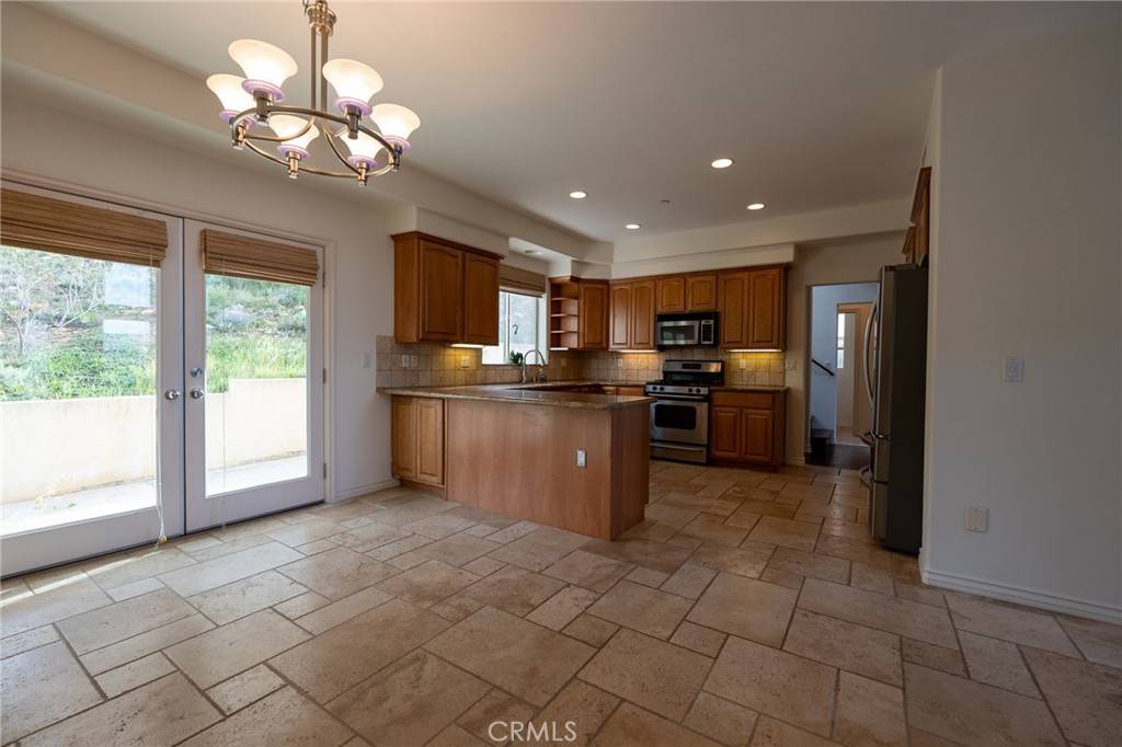 Simi Valley, CA 93063,1259 Gonzales RD