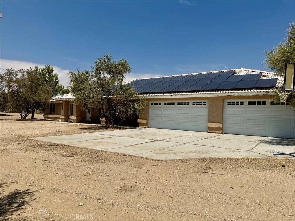 Phelan, CA 92371,5330 Goss RD
