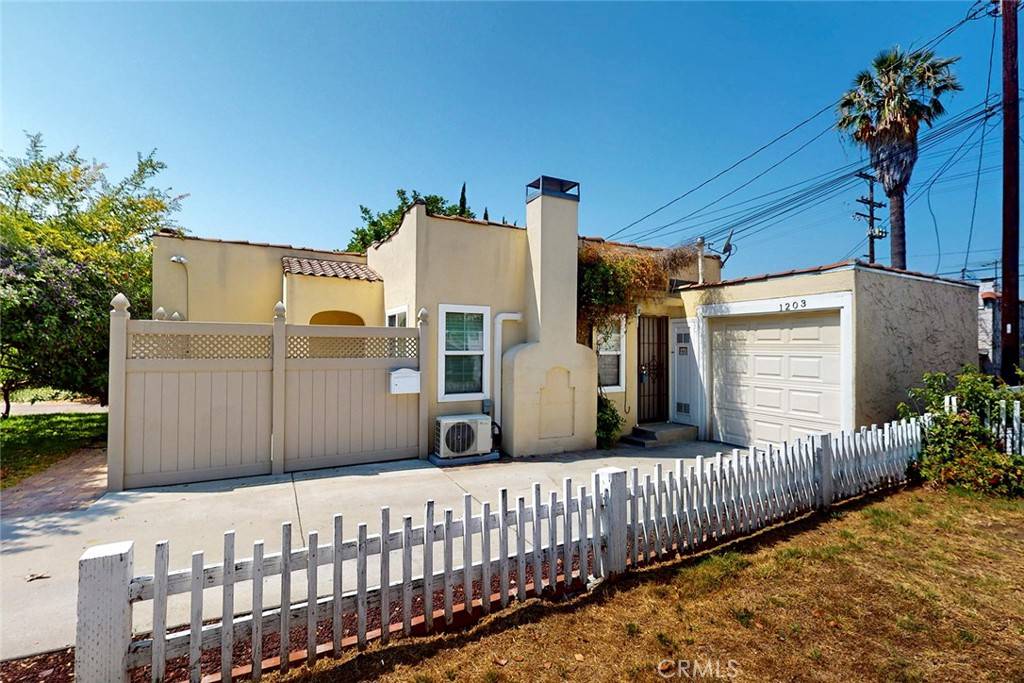 Glendale, CA 91202,1203 Kenilworth AVE