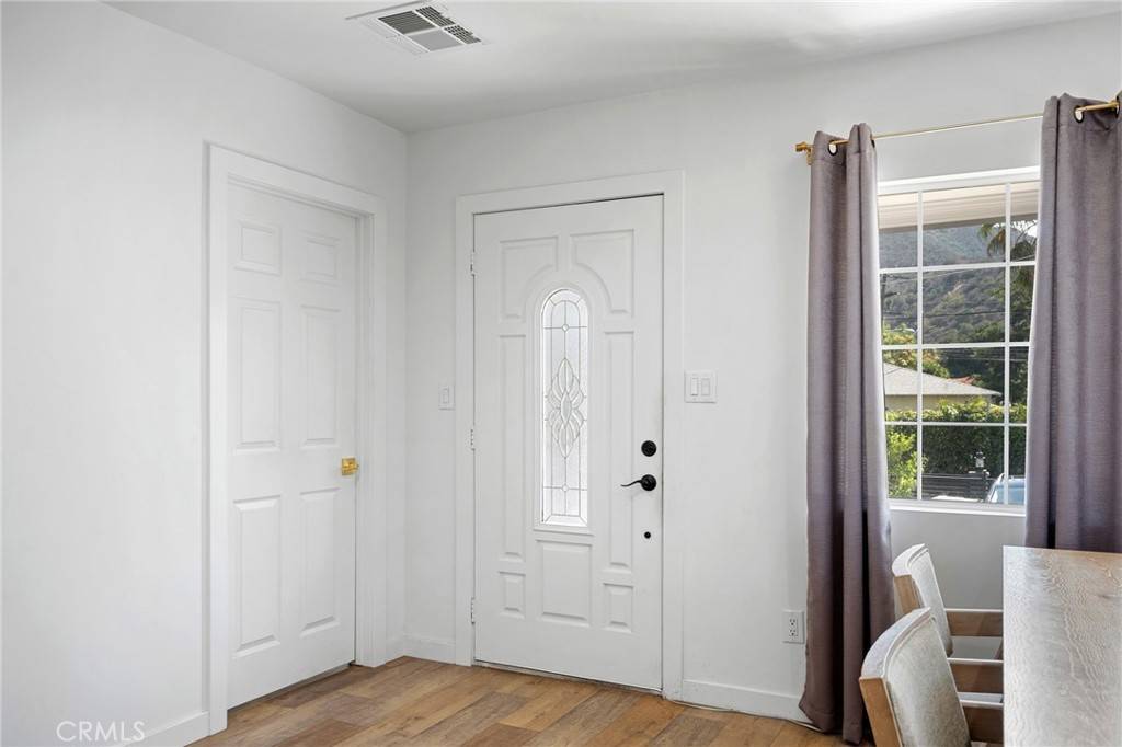 Tujunga, CA 91042,7577 Valaho DR