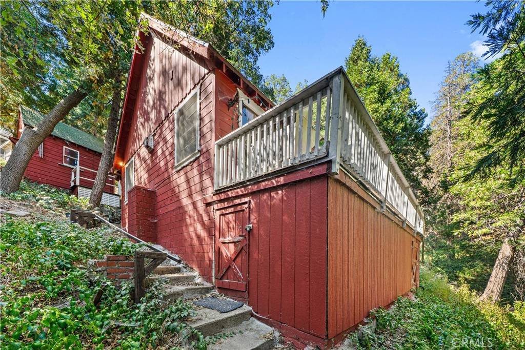 Cedarpines Park, CA 92322,22158 Pine DR