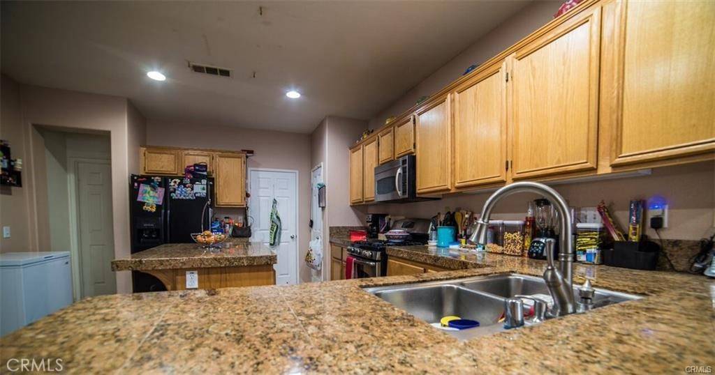 San Jacinto, CA 92582,206 Garcia DR