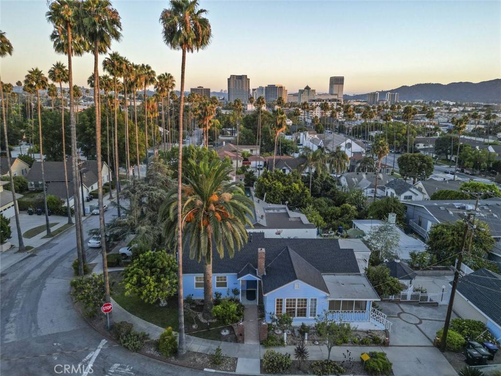 Glendale, CA 91207,1425 N Maryland AVE