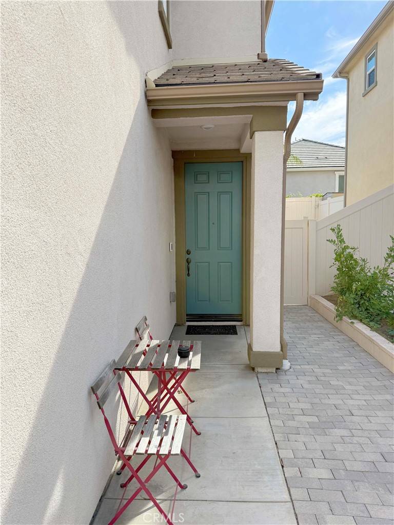 Sylmar, CA 91342,11645 N Delft LN