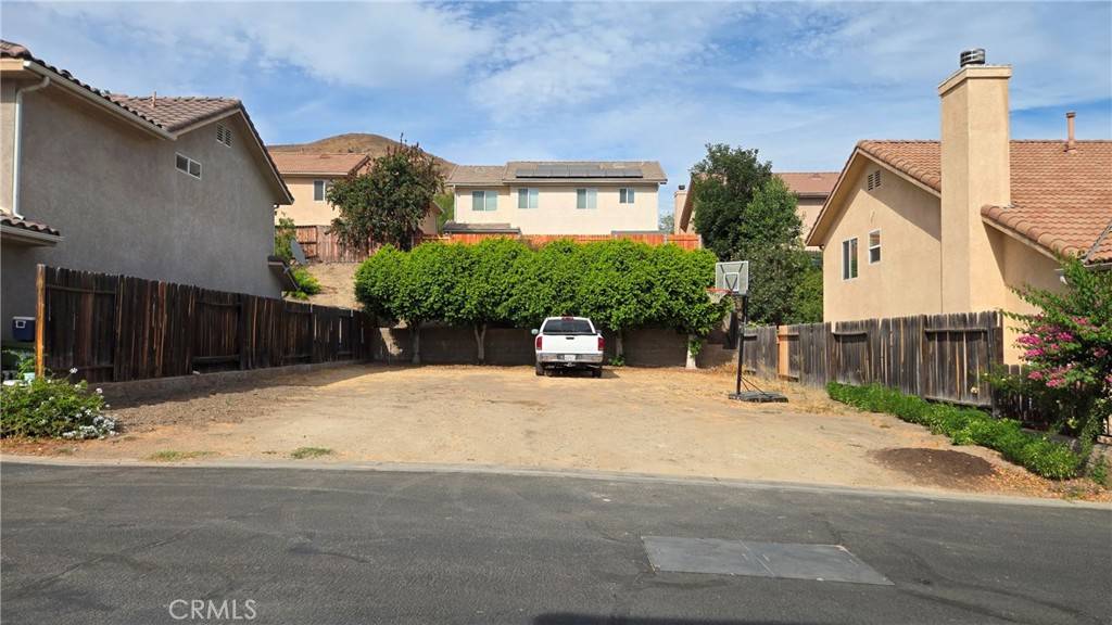 Sylmar, CA 91342,11852 N Birch Grove