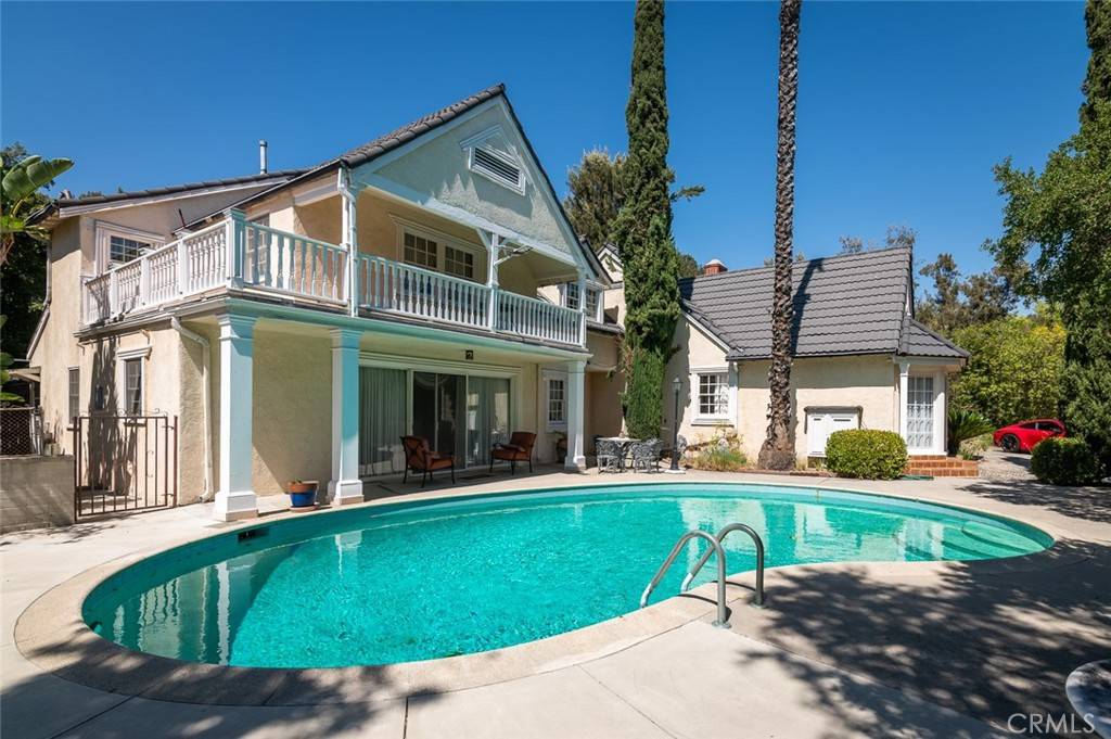 Glendale, CA 91207,1535 Royal BLVD