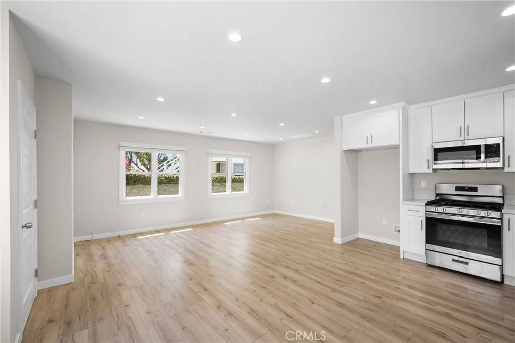 Glendale, CA 91201,1159 Western Ave #A