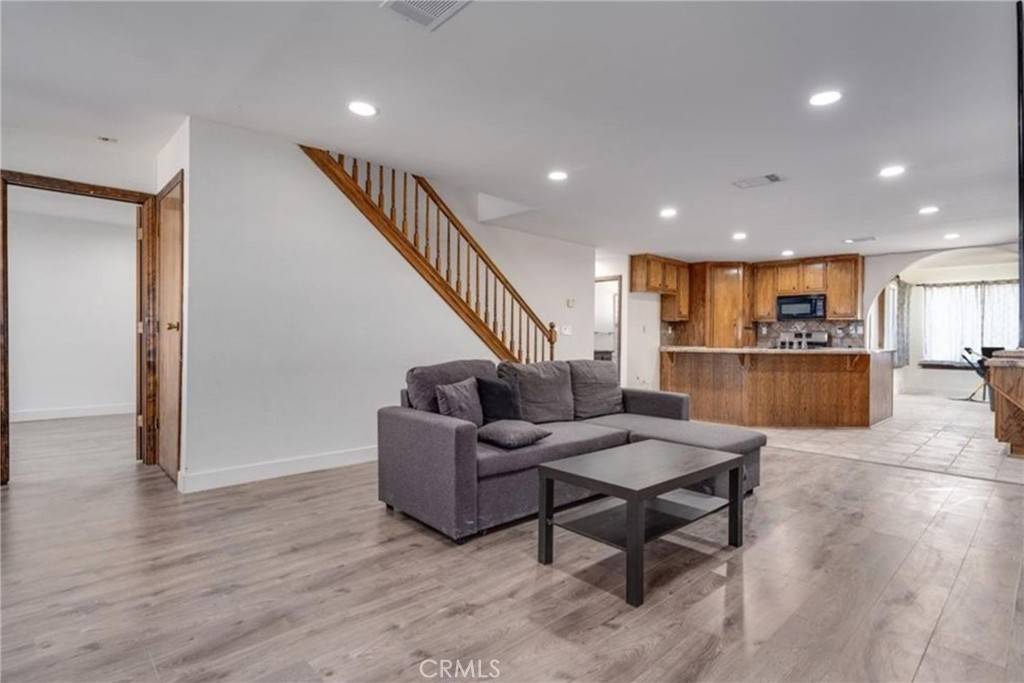 Oak Hills, CA 92344,6233 Coriander DR