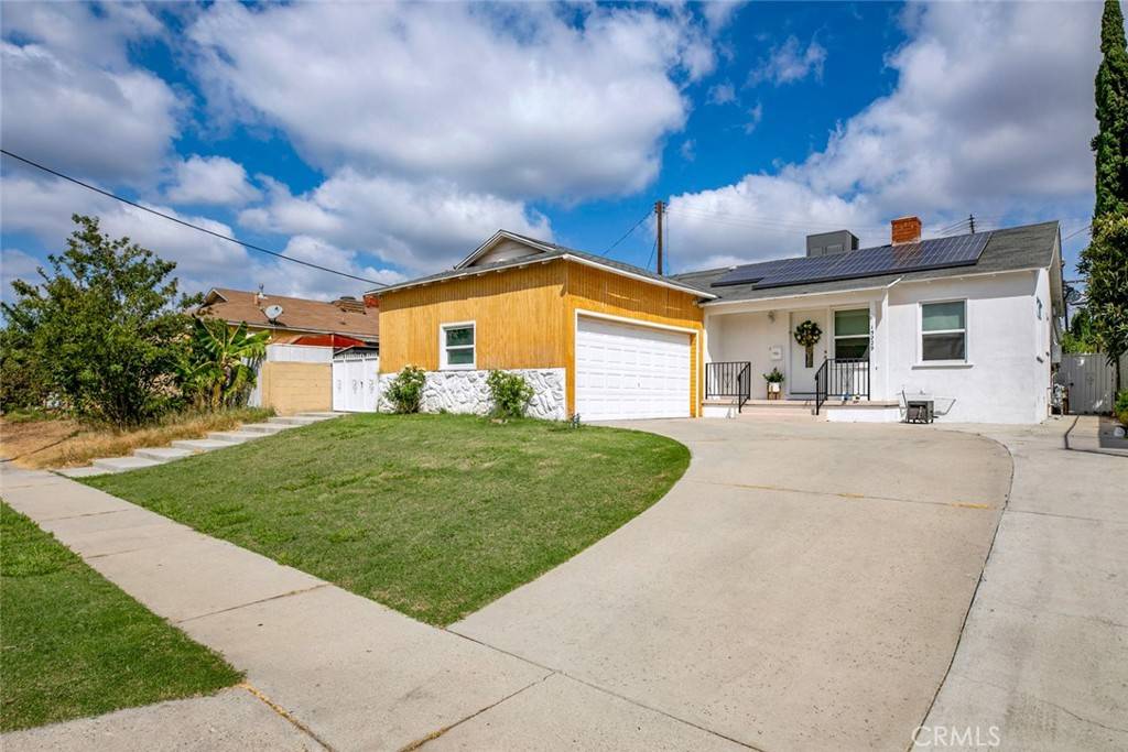 Van Nuys, CA 91402,15229 Burton ST
