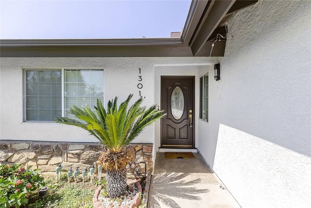 Sylmar, CA 91342,13019 Hagar ST