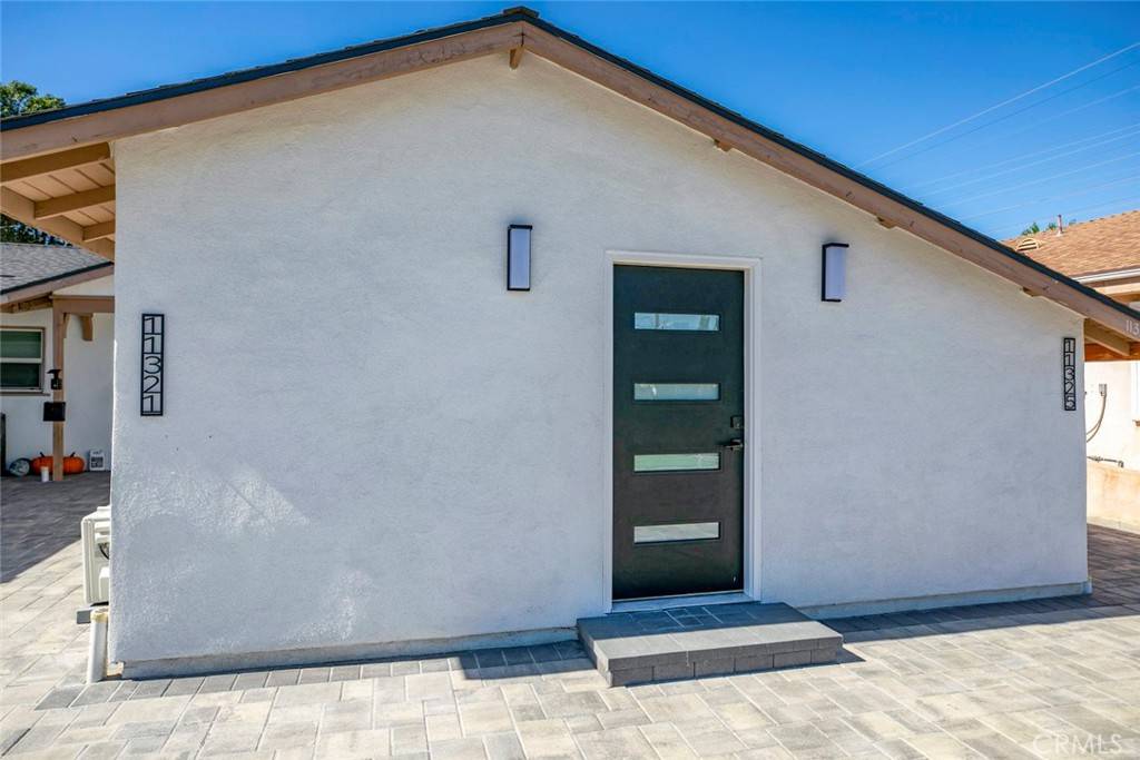 Granada Hills, CA 91344,11321 Collett AVE