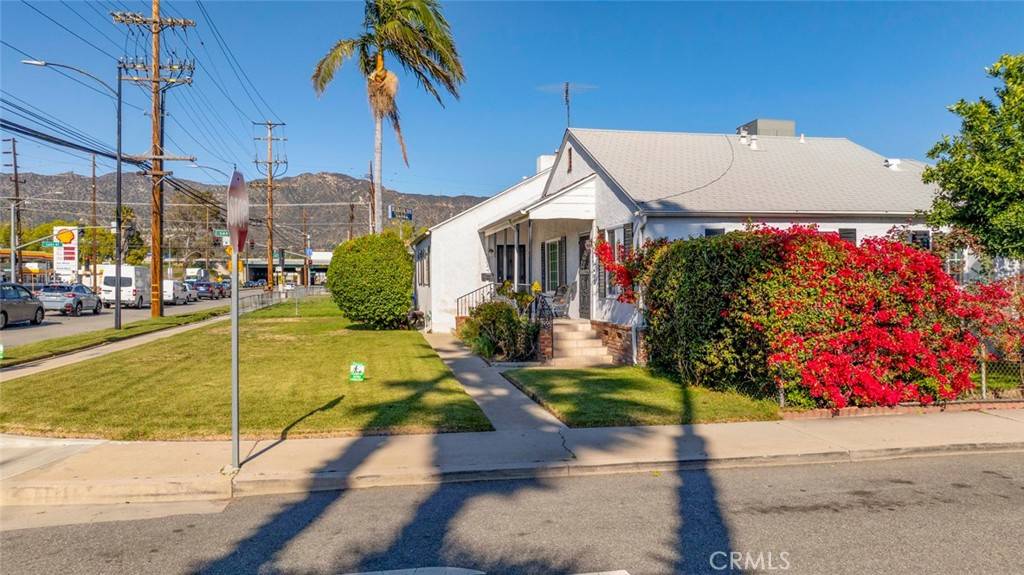 Burbank, CA 91502,1002 S Bruce