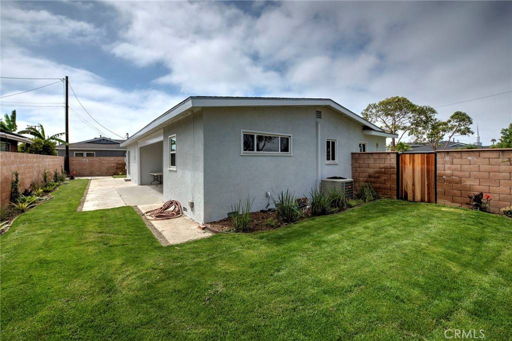 Long Beach, CA 90815,2376 Stanbridge AVE