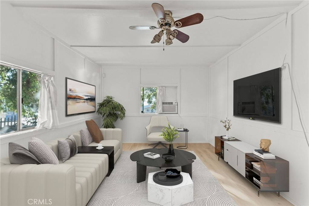 Tujunga, CA 91042,7053 Sunnycrest TRL