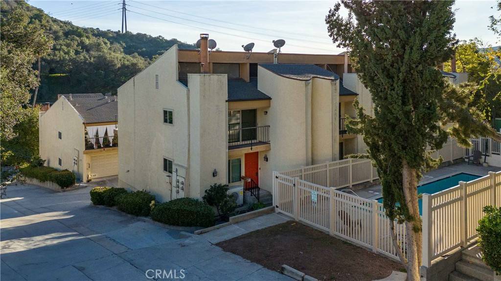 Glendale, CA 91208,1881 Alpha RD #8