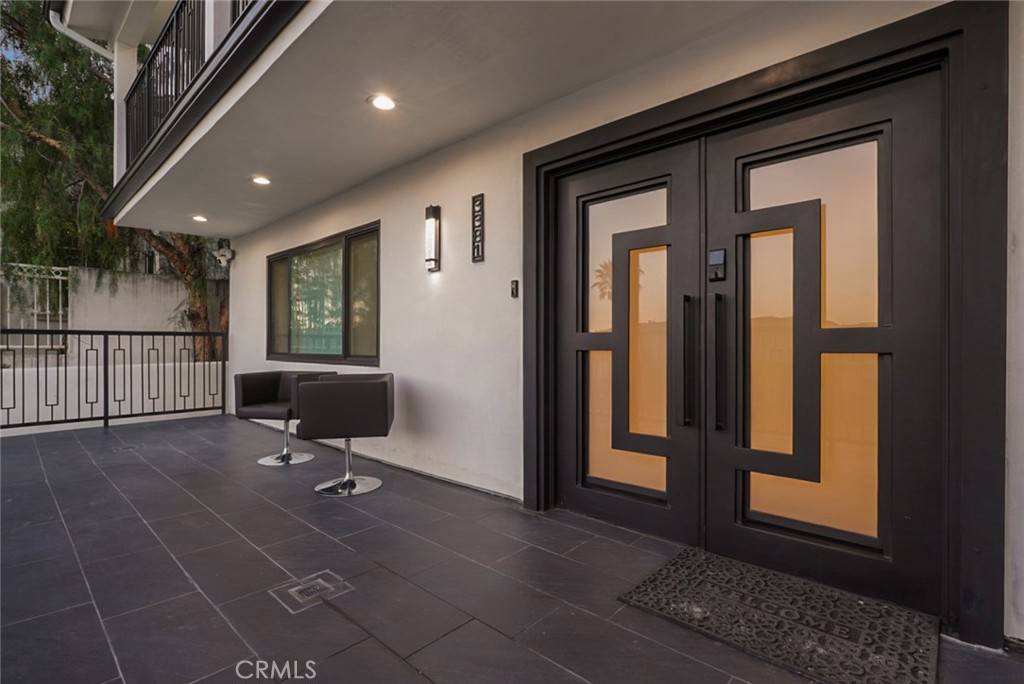 Glendale, CA 91208,3381 Oakmont View