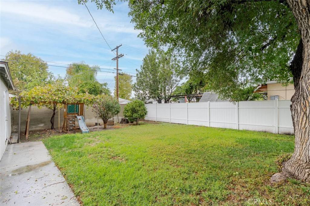 Reseda, CA 91335,6859 Hesperia AVE