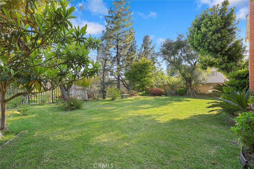 Glendale, CA 91206,3467 Emerald Isle DR