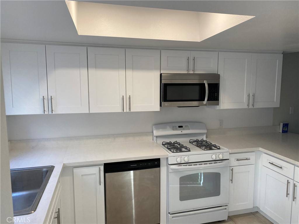 Glendale, CA 91206,622 N Howard ST #3