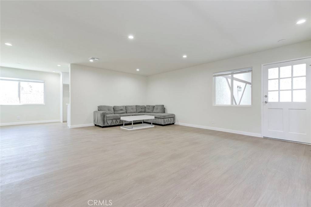 Tujunga, CA 91042,7710 Wentworth ST