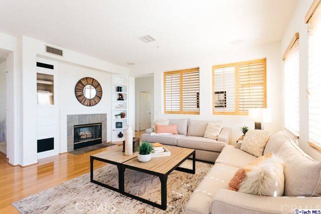 Sun Valley, CA 91352,10040 Meritage CT