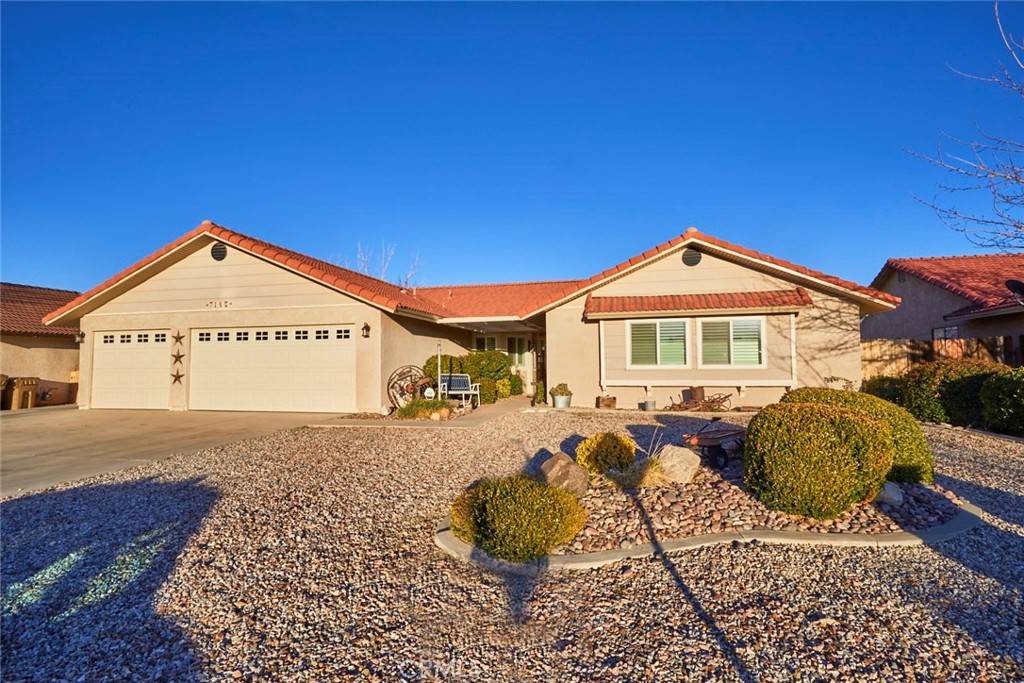 Hesperia, CA 92345,7145 Via Flores ST