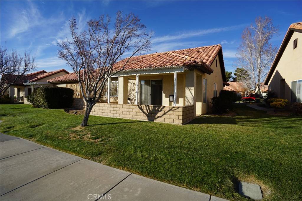 Apple Valley, CA 92308,11530 Oak ST