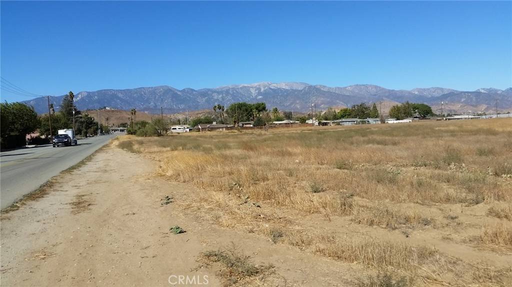 Banning, CA 92220,612 S 22nd ST