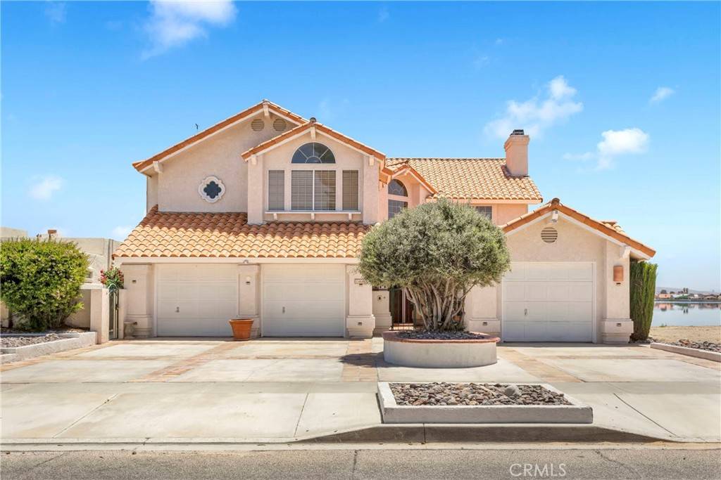 Helendale, CA 92342,14563 Rivers Edge RD