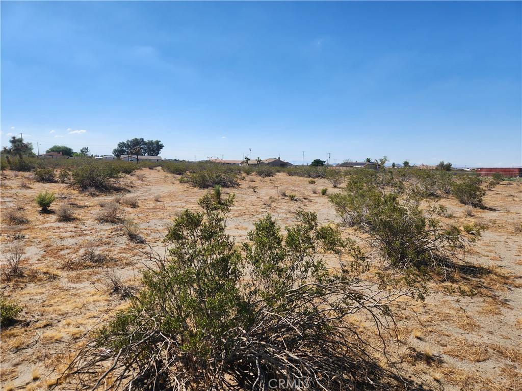 Phelan, CA 92371,2 Monte Vista RD
