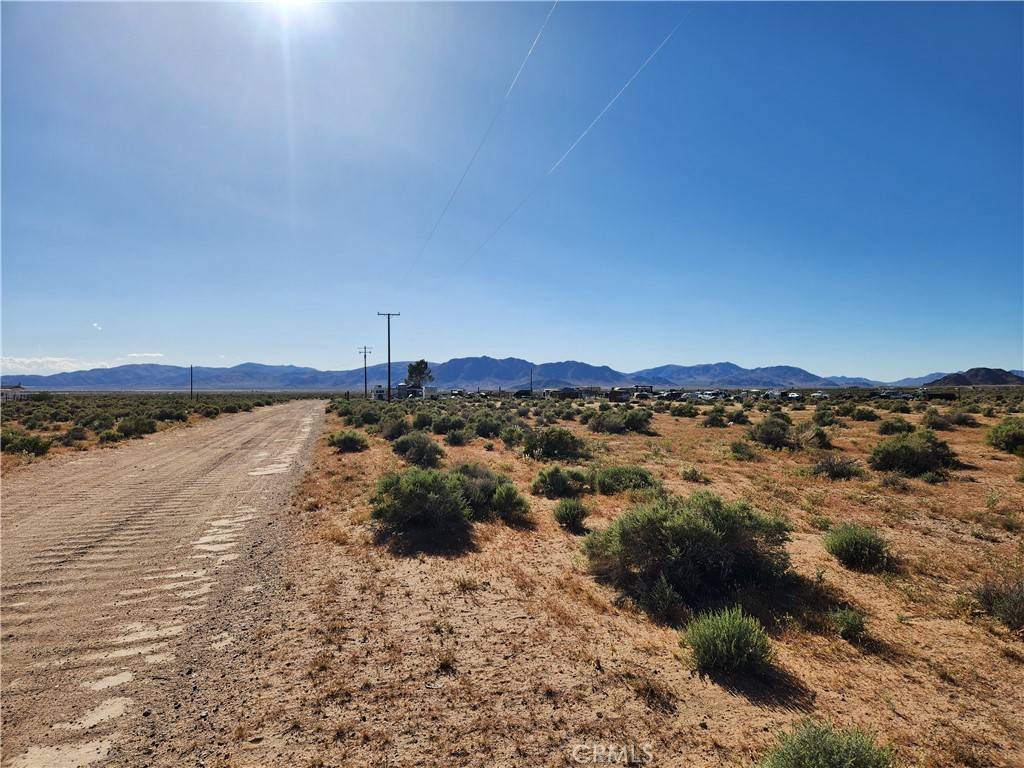 Lucerne Valley, CA 92356,36190 Campbell RD