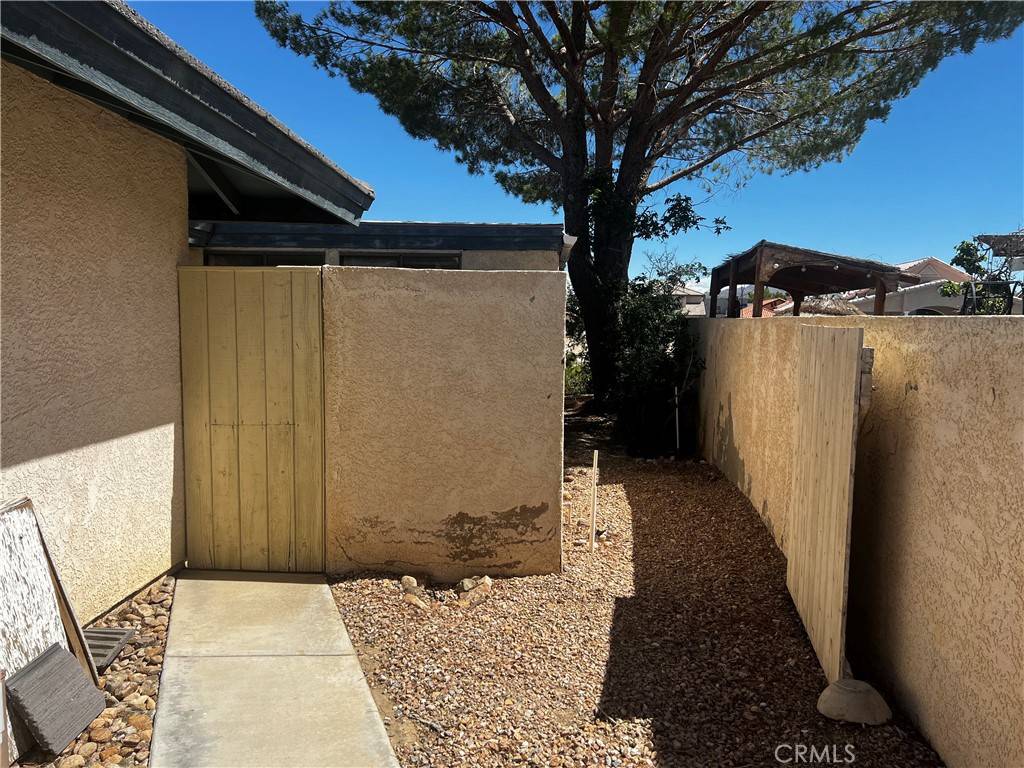 Helendale, CA 92342,14328 Schooner DR