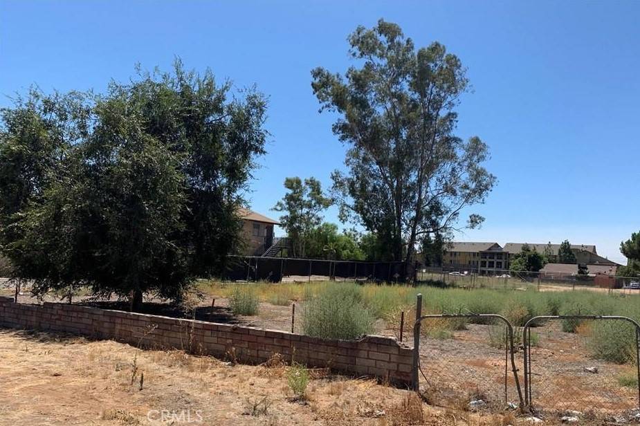 Moreno Valley, CA 92553,4812700 15 Myers AVE