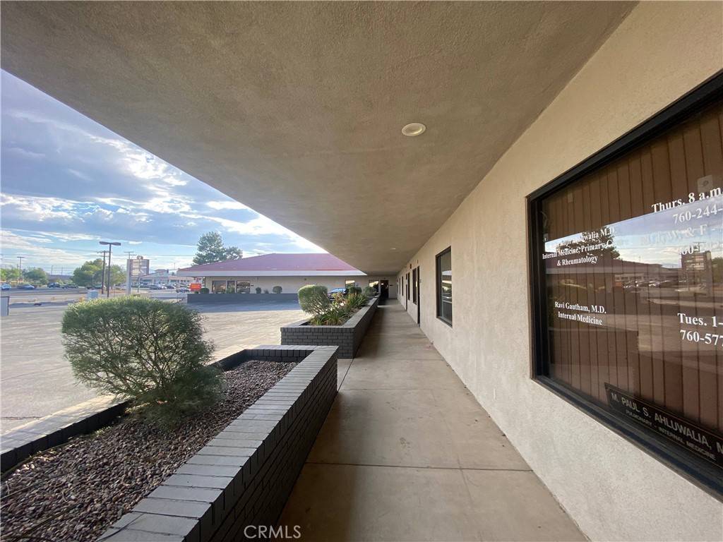 Hesperia, CA 92345,17450 Main ST #B