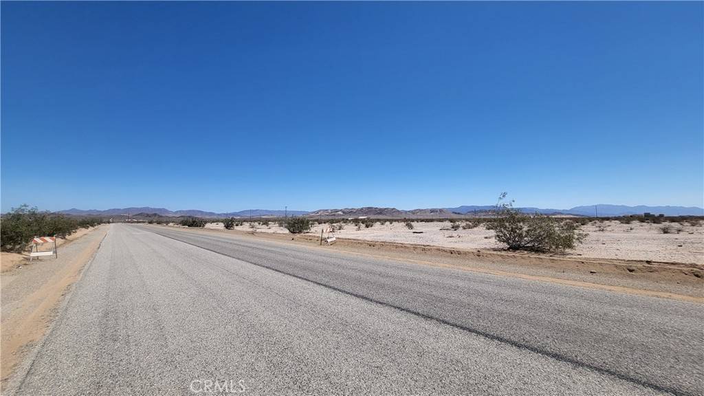 29 Palms, CA 92277,0 Bullion Mountain 0622-201-04 RD