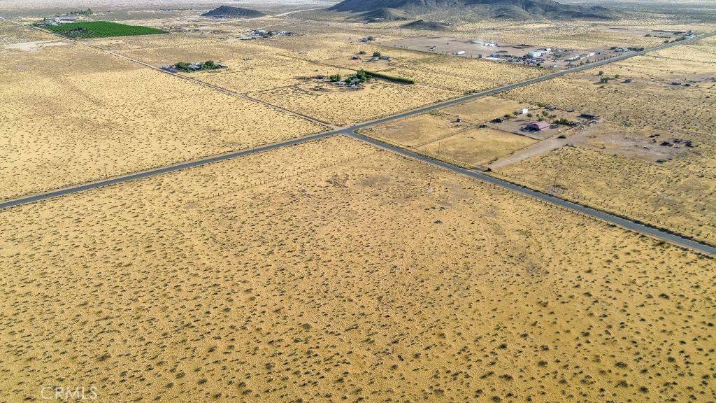 Lucerne Valley, CA 92356,16143 Meridian RD