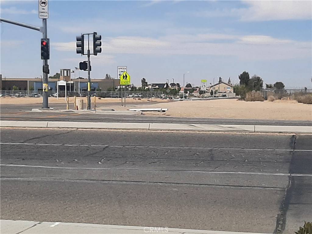 Victorville, CA 92394,0 Mojave DR