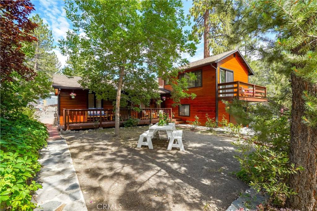 Wrightwood, CA 92397,6300 Lucerne PL
