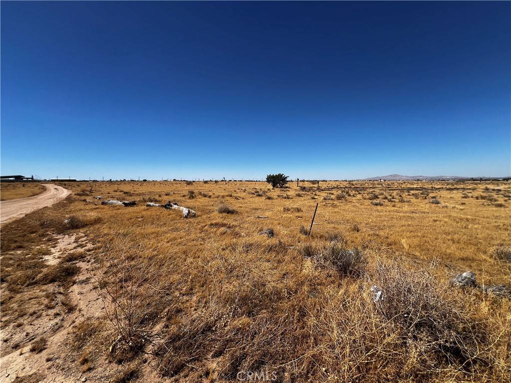 Hesperia, CA 92345,4101222 G AVE