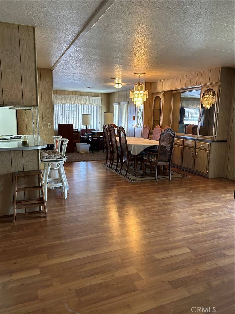 Victorville, CA 92395,13393 Mariposa RD #114