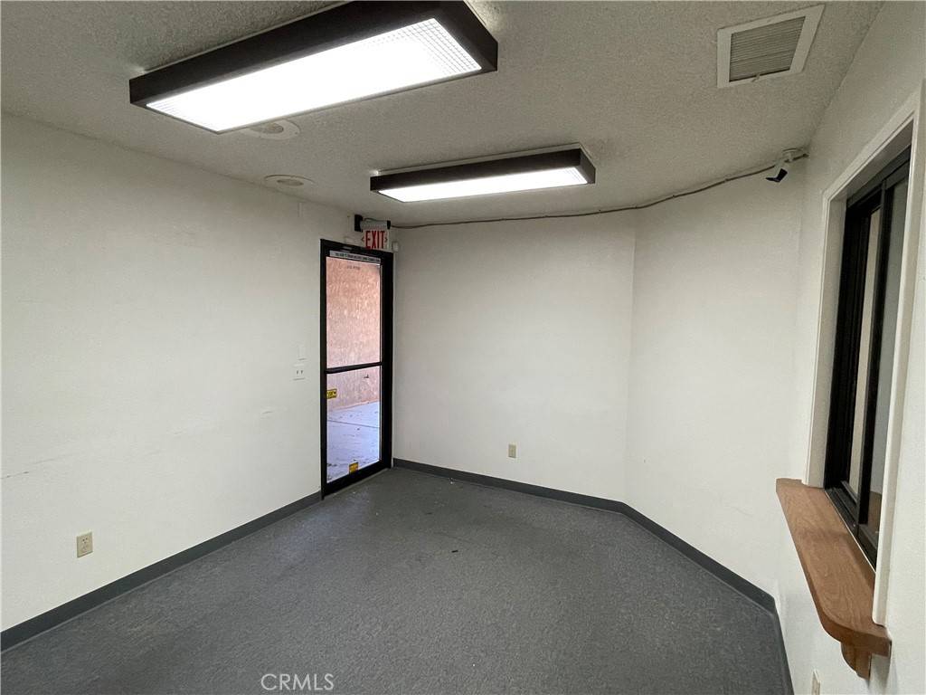 Apple Valley, CA 92307,15995 Tuscola RD