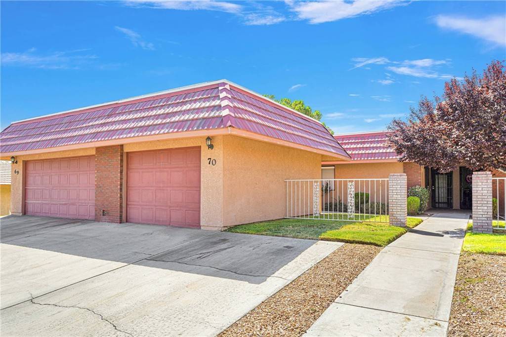 Helendale, CA 92342,27535 Lakeview DR #70
