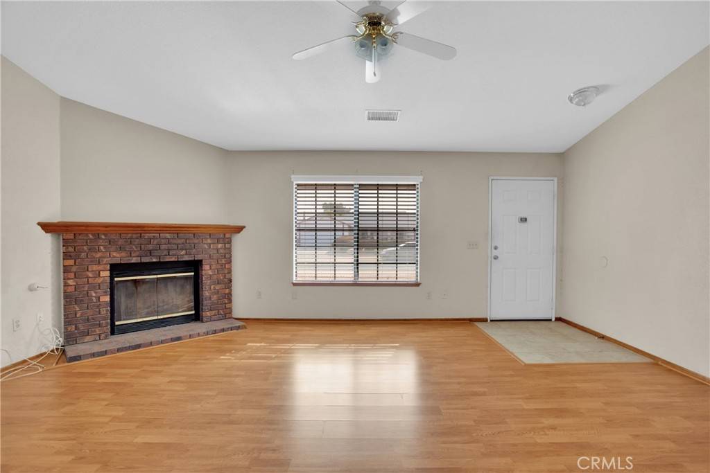 Apple Valley, CA 92308,22544 Ojai RD