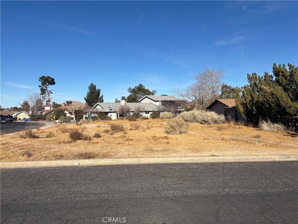 Victorville, CA 92395,14 Arrowhead DR