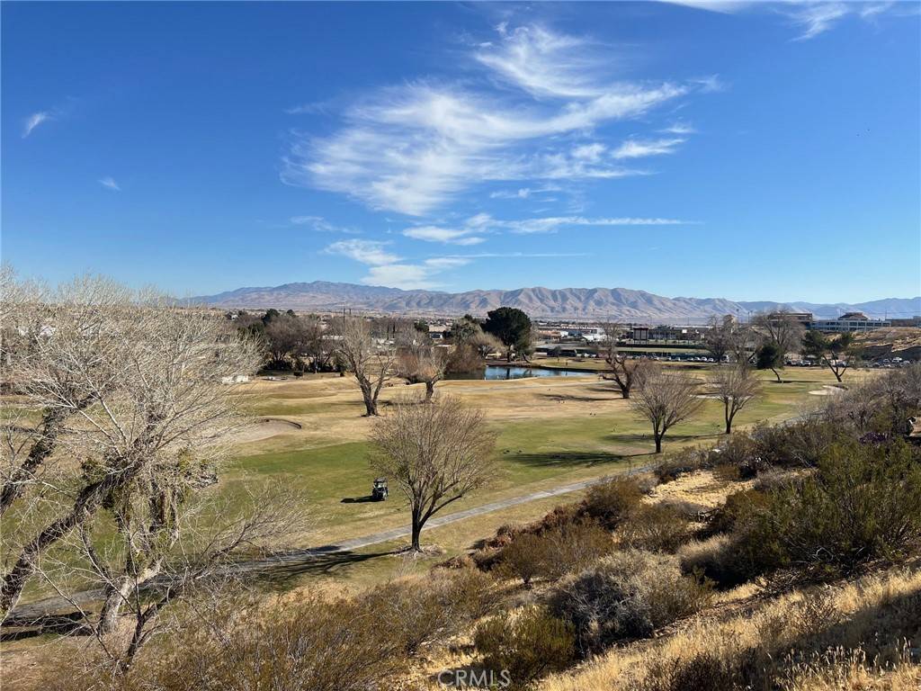 Victorville, CA 92395,18257 Deauville DR