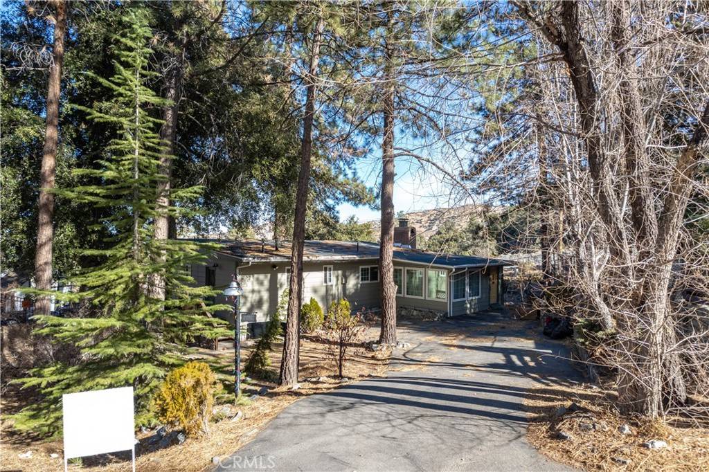 Wrightwood, CA 92397,5579 Juniper DR