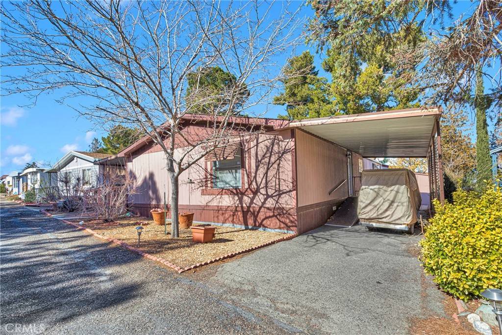 Phelan, CA 92371,10200 Johnson RD #28