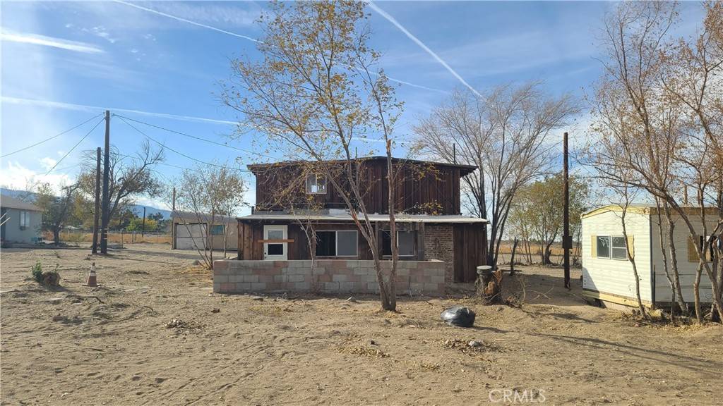 Phelan, CA 92371,4283 4285 Smoke Tree RD