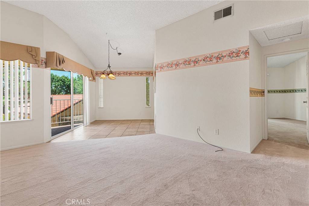 Apple Valley, CA 92308,19121 Palo Verde DR