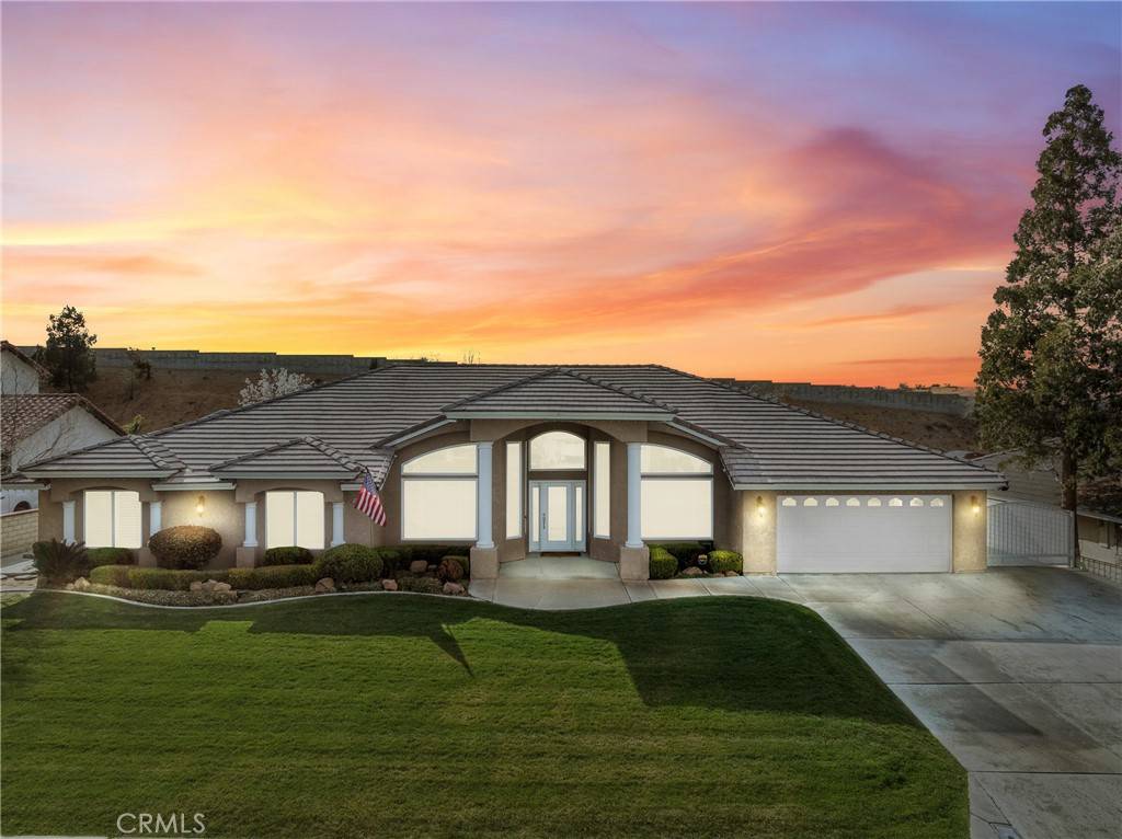 Victorville, CA 92395,13670 Hidden Valley RD